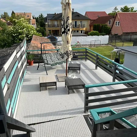 Szarkafeszek ケストヘイ