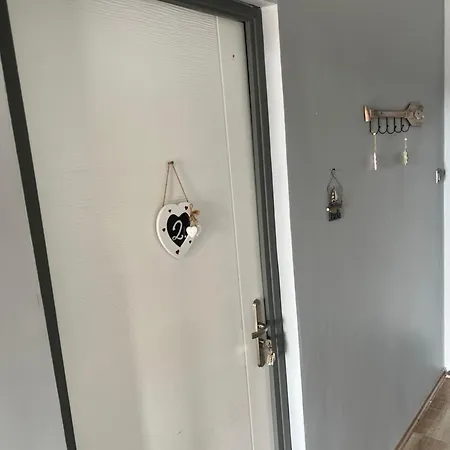 Szarkafeszek 4*
