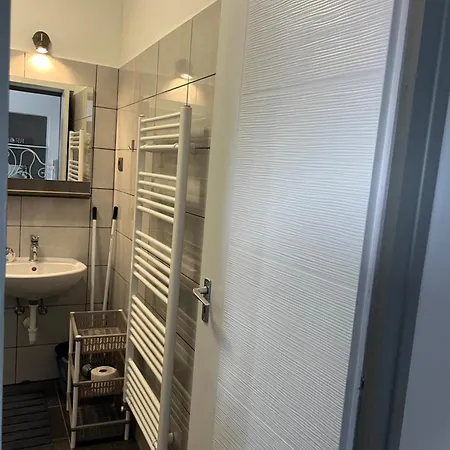 Szarkafeszek 4*