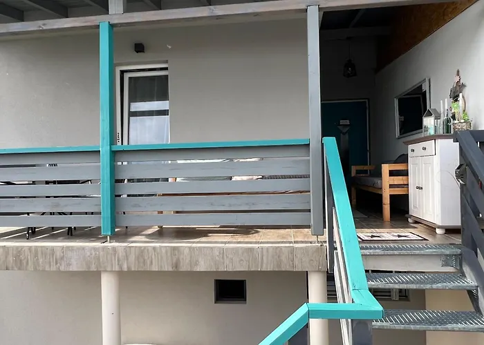 Szarkafeszek בית הארחה 4*