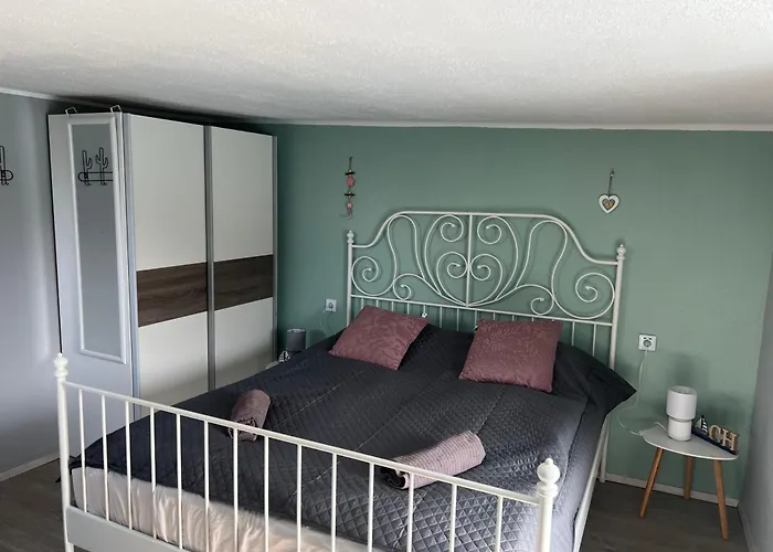 בית הארחה Szarkafeszek 4*