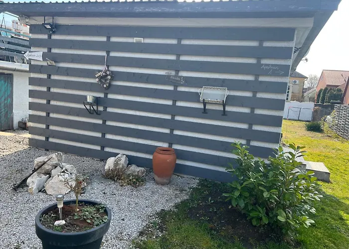 Szarkafeszek 招待所 凯斯特海伊