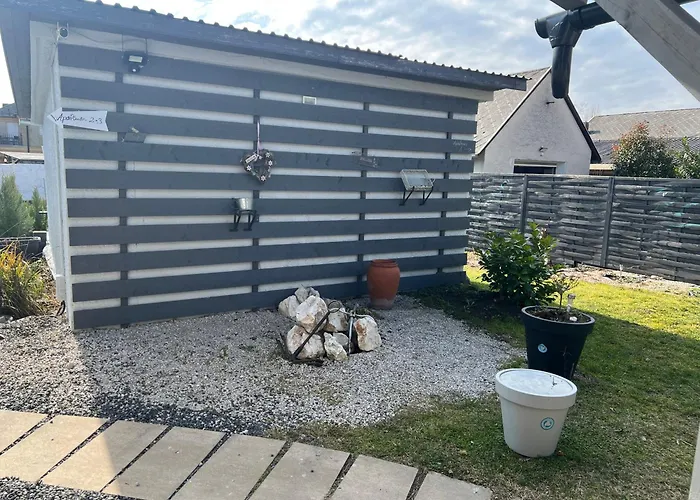 Szarkafeszek קסזטלי